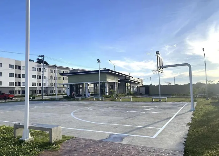 Primerose Manor - Near Mactan Airport & Beaches Appartamento Pajak